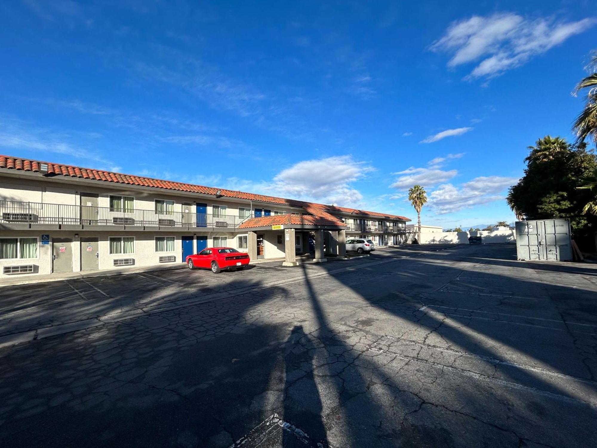 Studio 6 Hemet, Ca Екстер'єр фото